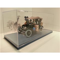 Collectible figure Mickey Mouse in racecar, 10 cm (Enesco 6000974) 